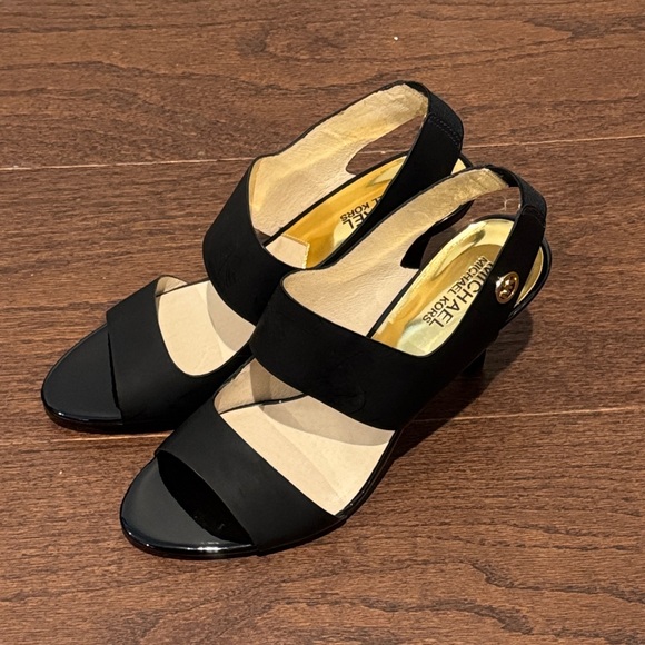 MICHAEL Michael Kors Shoes - NWT Michael Michael Kors Black and Gold Rochelle Open-Toe Heels Size 8.5